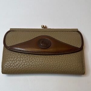 Dooney & Bourke Continental ClutchTaupe Leather